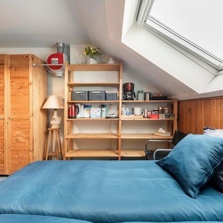 Cozy Room In Residential Alkmaar - Free Parking Экстерьер фото