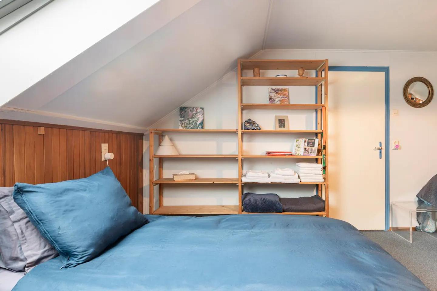 Cozy Room In Residential Alkmaar - Free Parking Экстерьер фото